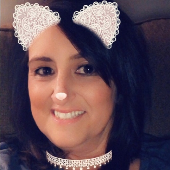 Meet your Posher, Lisa - Picture 3 of 8